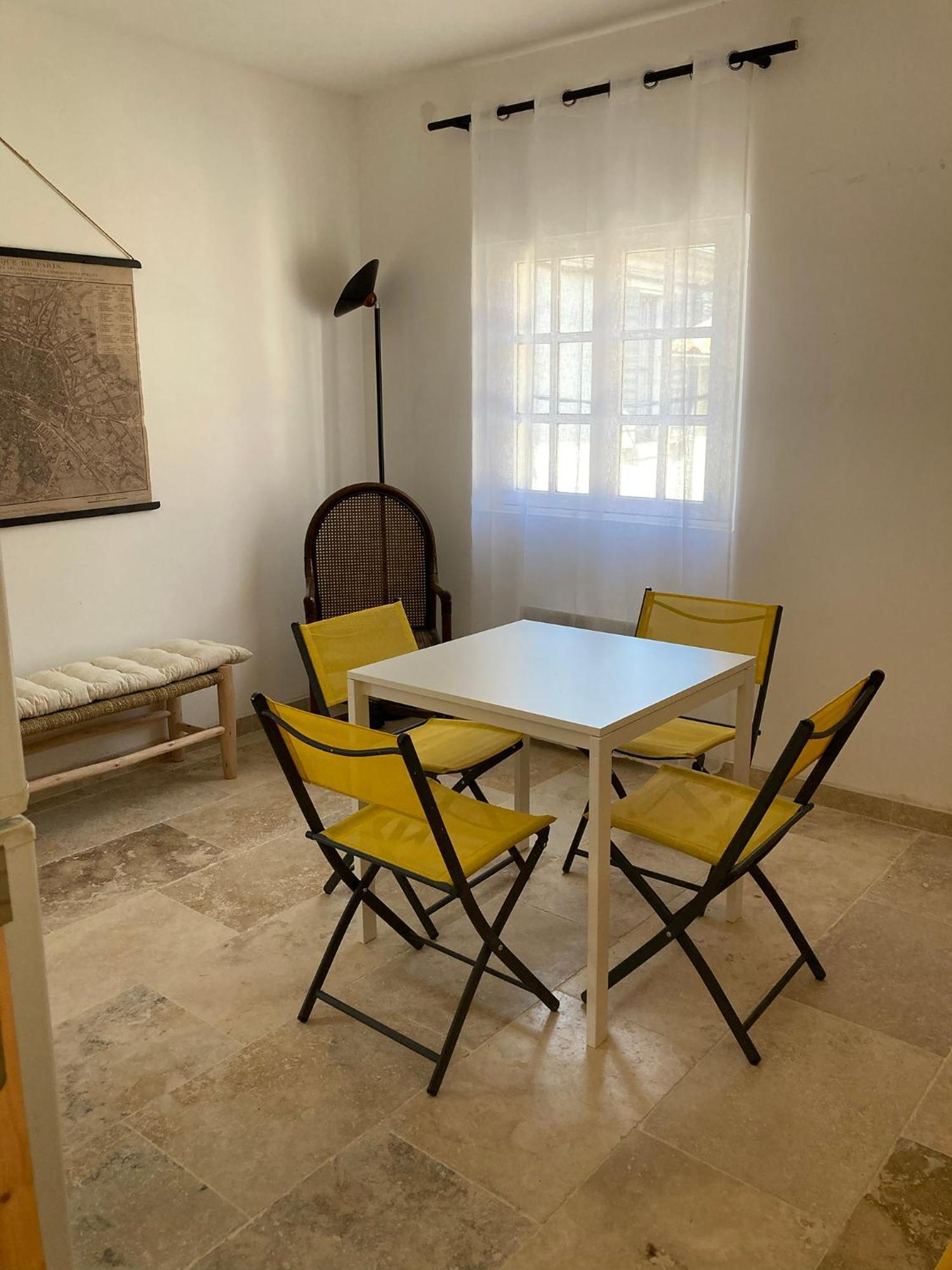 Chambres Independantes En Plein Centre Historique Beaucaire  Εξωτερικό φωτογραφία